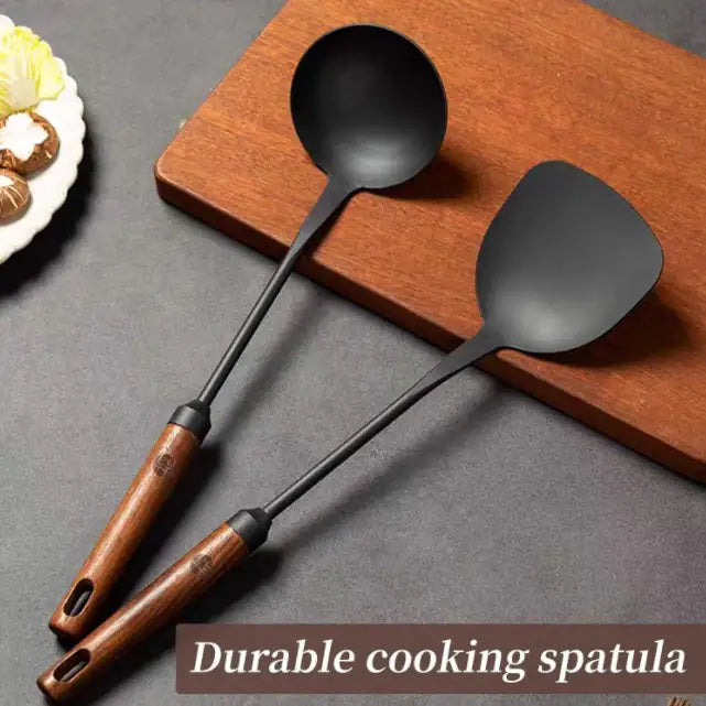 WANGYUANJI IRON SPOON SOUP AND COOKING SPATULA SET, TRADITIONAL CHINESE WOK SPATULA AND LONG WOODEN HANDLE SPOON
